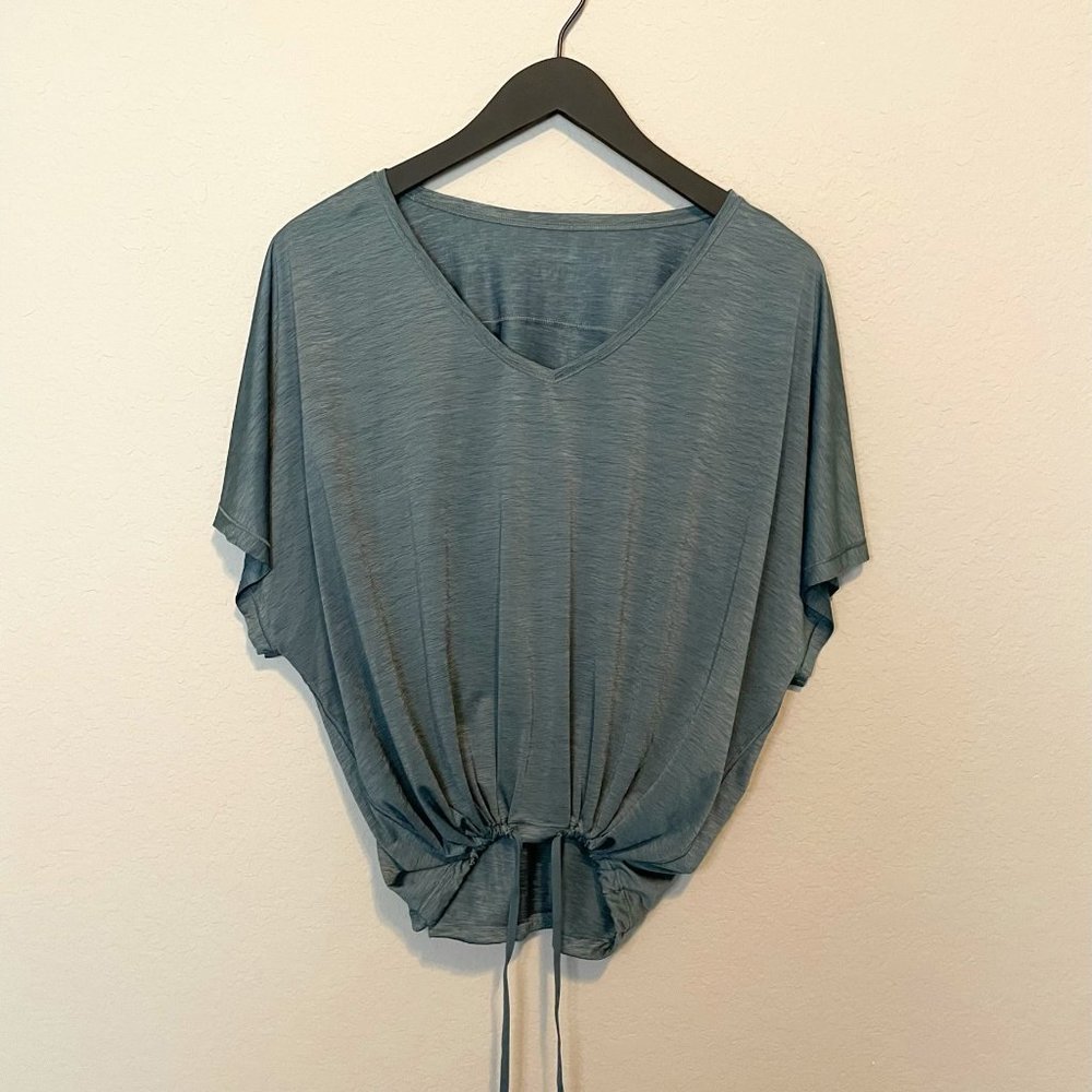 NWOT lululemon Through The Movement Tee